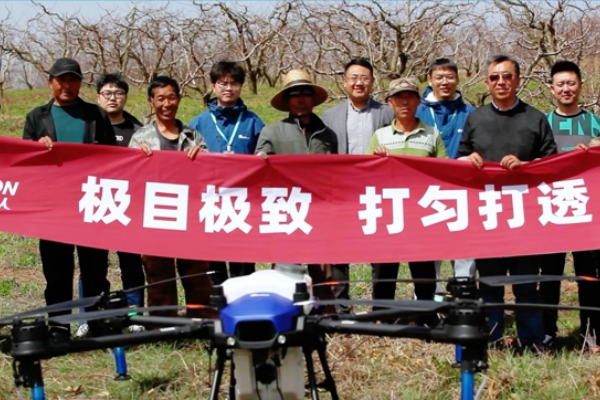 この新規農家は、大連航空管制市場を迅速に開拓するために何をしたのでしょうか?